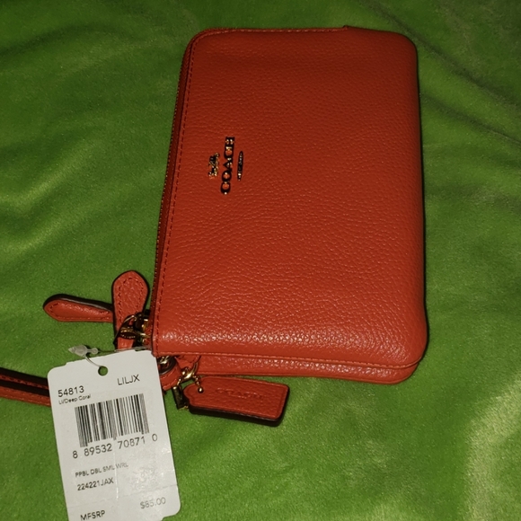 Coach Wristlet - Picture 6 of 6